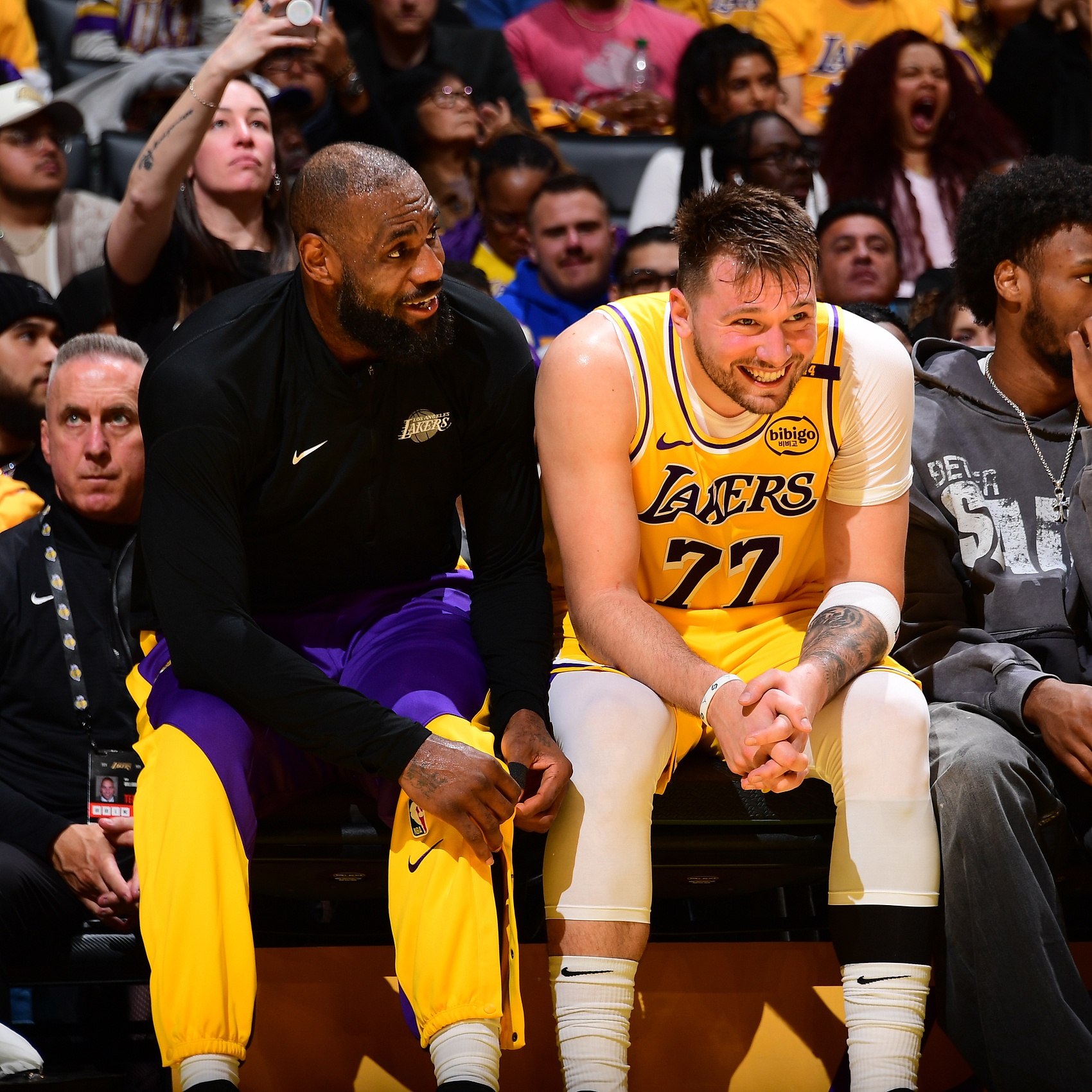 包含NBA总决赛冲刺阶段走向成谜，夏洛特黄蜂绝杀压哨，目标明确，高层口径保持一致的词条九游游戏旧版本